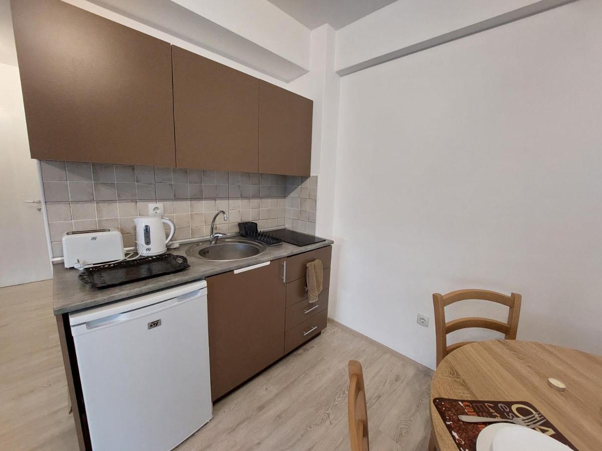Dzusy Apartments โอครีด ภายนอก รูปภาพ