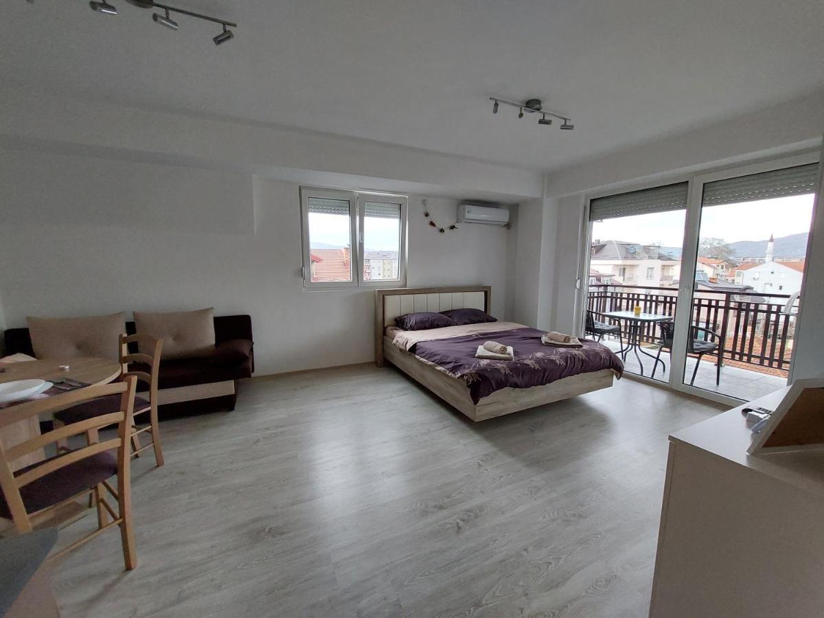 Dzusy Apartments โอครีด ภายนอก รูปภาพ