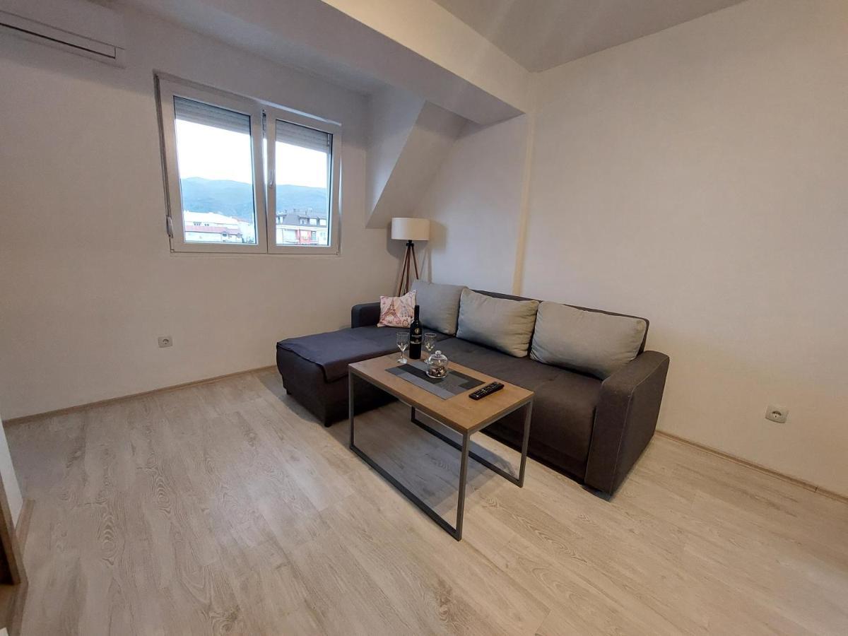 Dzusy Apartments โอครีด ภายนอก รูปภาพ