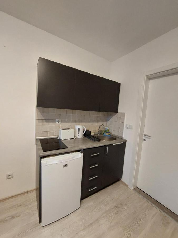 Dzusy Apartments โอครีด ภายนอก รูปภาพ