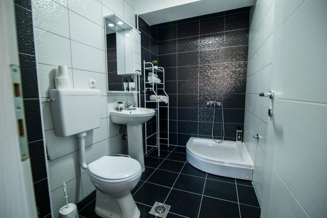 Dzusy Apartments โอครีด ภายนอก รูปภาพ