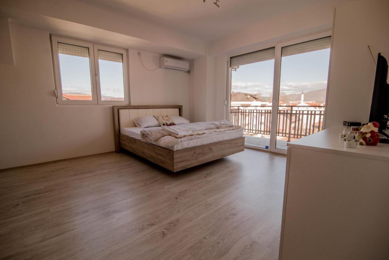 Dzusy Apartments โอครีด ภายนอก รูปภาพ